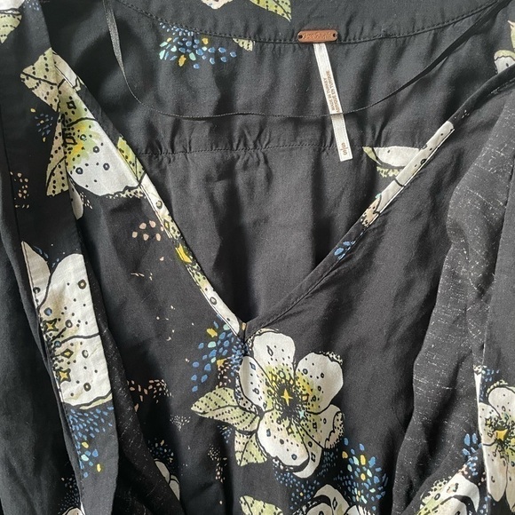Free People Black Tuscan Dreams Floral Blouse, S - Picture 6 of 14